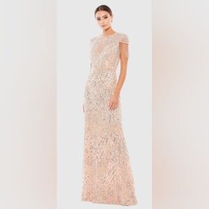 Mac duggal Embellished Fringe Cap Sleeve Trumpet Gown Size 18 platinum 4715 NWT